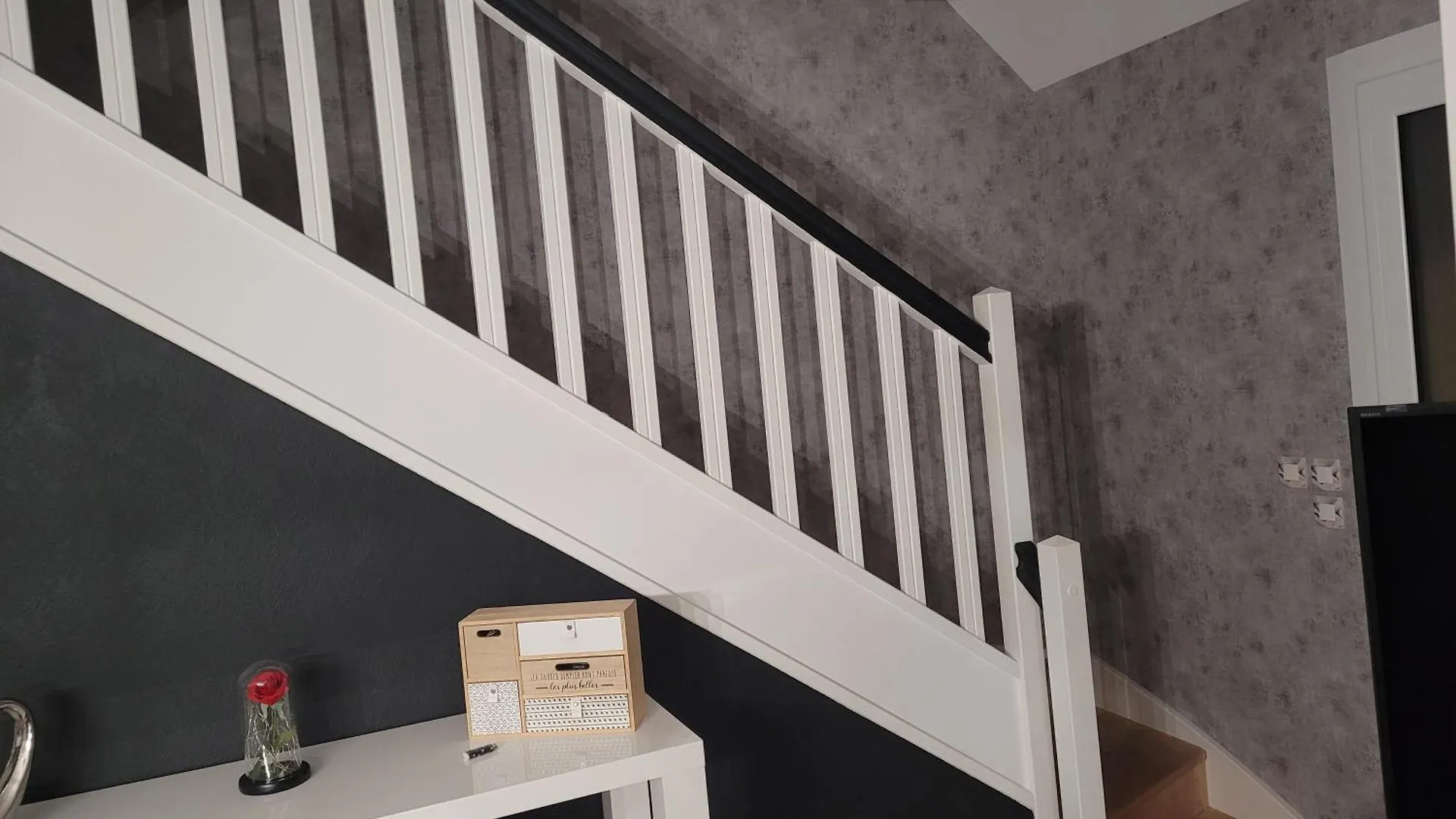 Chez Celine Apartment Geveze Homestay